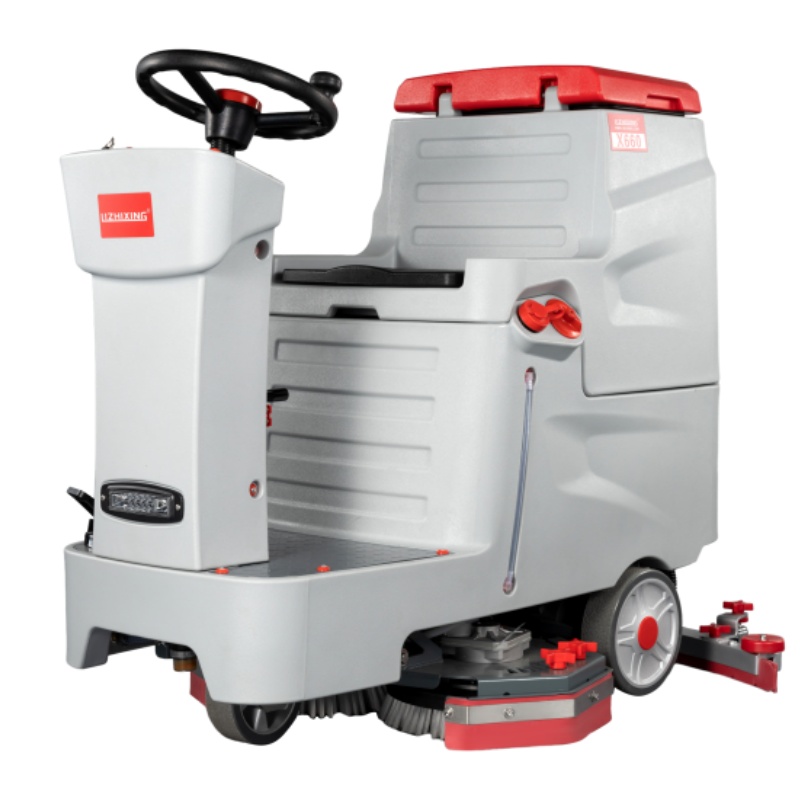 高雄坦洁驾驶式洗地机X660